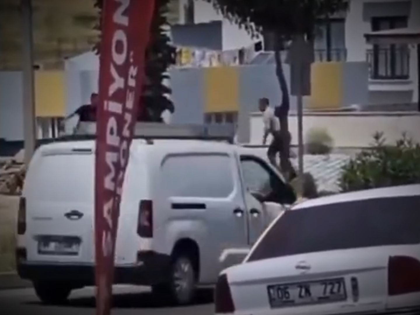 Tragedi di Sarıçam: Perselisihan Berdarah Mantan Perwira Polisi dan Putranya